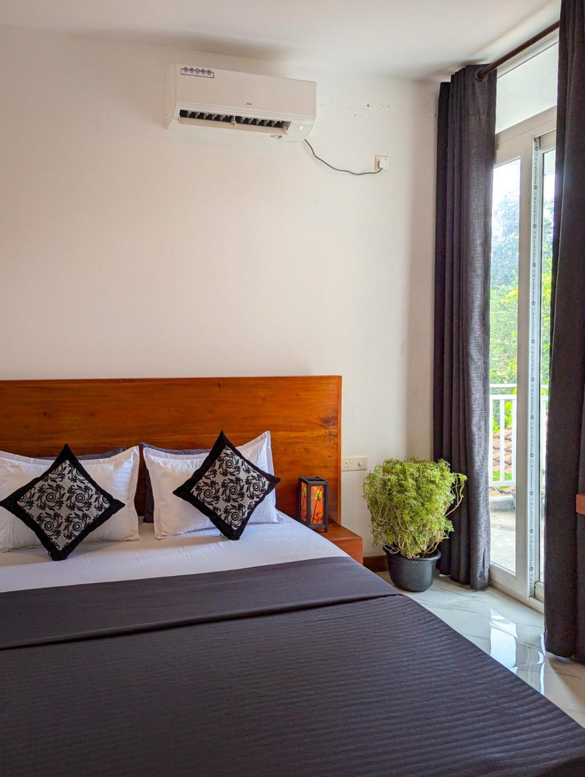 Airport Hotel By Cmb Apartments نيجومبو المظهر الخارجي الصورة